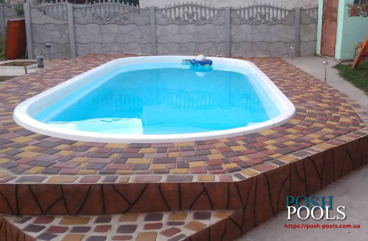 Какой бассейн выбрать — композитный или бетонный?